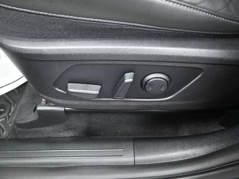 Certified 2024 Kia Sorento SX AWD/4WD image 11