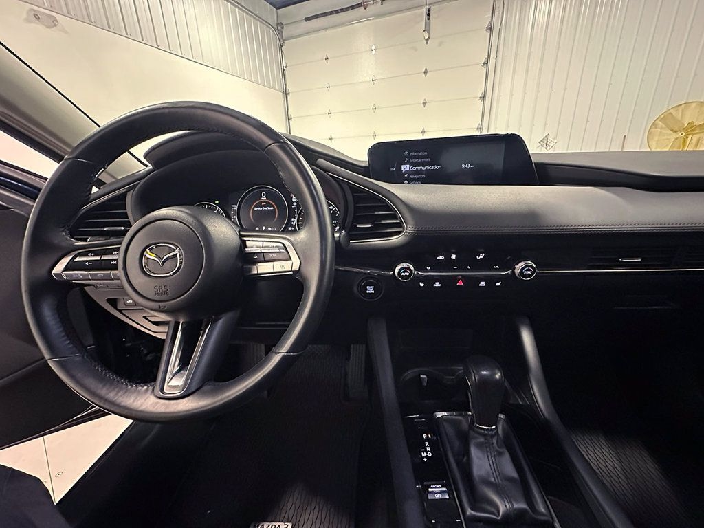 Used 2022 MAZDA MAZDA3 s FWD image 33