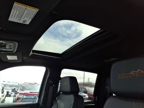 New 2026 Chevrolet Silverado 2500 High Country w/ High Country Premium Package AWD/4WD image 8