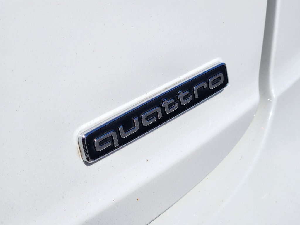 Used 2021 Audi Q8 Premium AWD/4WD image 12