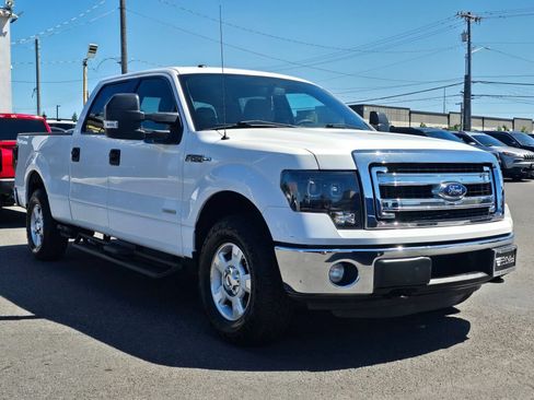 Used 2013 Ford F150 XLT w/ Mid Equipment Group AWD/4WD image 4