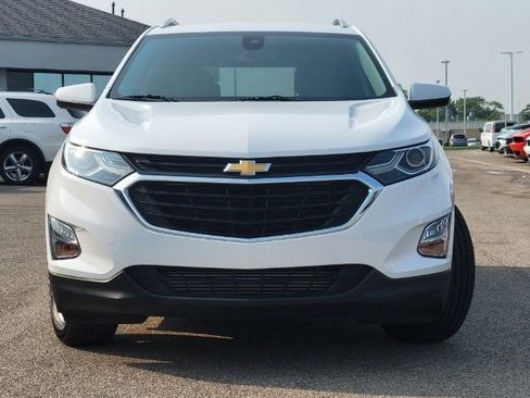 Used 2020 Chevrolet Equinox LT image 2