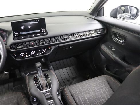 Used 2023 Honda HR-V Sport image 19