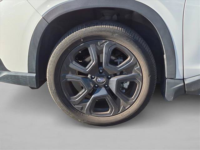 Used 2023 Subaru Ascent Onyx Edition Limited AWD/4WD image 12