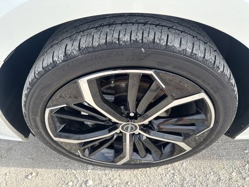 Used 2024 Nissan Altima 2.5 SR image 25