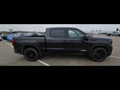 Used 2024 GMC Sierra 1500 Elevation RWD image 9