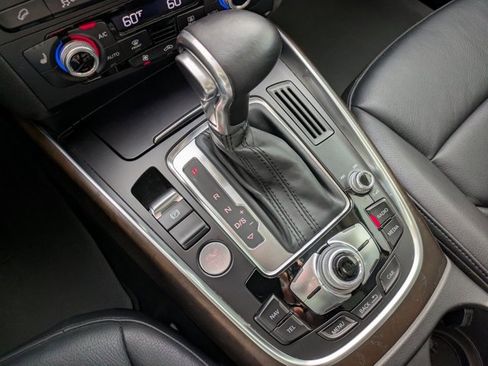 Used 2017 Audi Q5 2.0T Premium Plus w/ Technology Package image 10