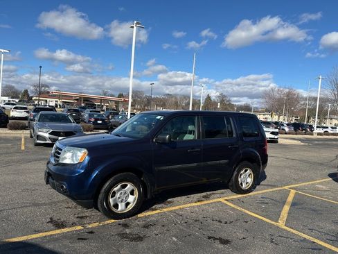 Used 2014 Honda Pilot LX image 2