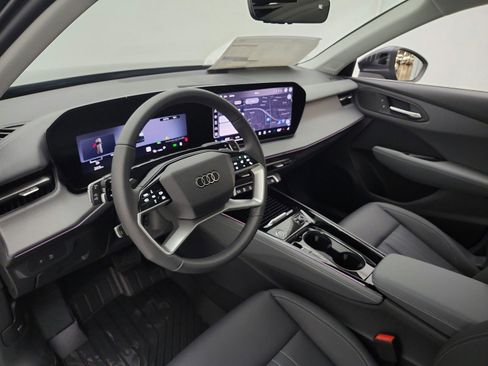 New 2026 Audi Q3 quattro 2.0T AWD/4WD image 10