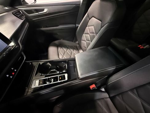 Used 2024 Volkswagen Atlas Cross Sport SE w/ Panoramic Sunroof Package AWD/4WD image 81