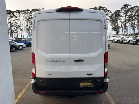 New 2025 Ford Transit 350 148 Medium Roof AWD image 36