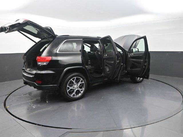 Used 2019 Jeep Grand Cherokee Limited w/ Trailer Tow Group IV AWD/4WD image 38