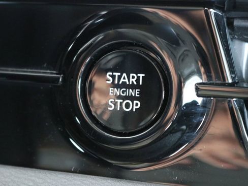 Certified 2025 INFINITI QX80 Sensory image 62