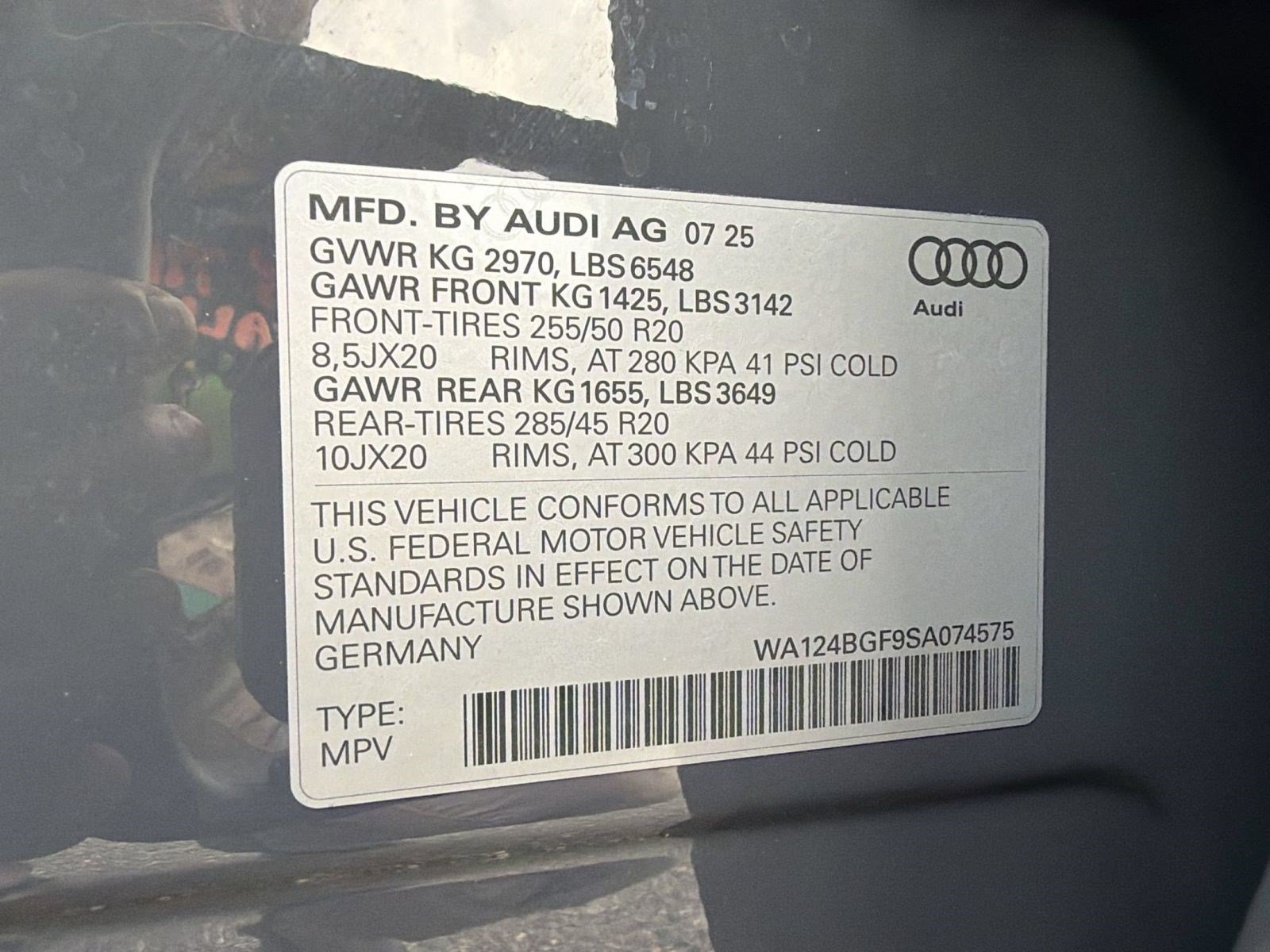 Certified 2025 Audi Q6 e-tron Premium Plus w/ Premium Plus AWD/4WD image 25