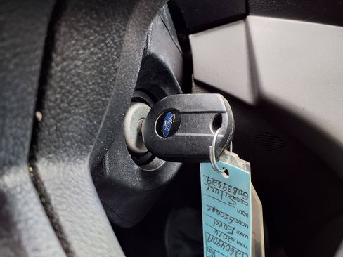 Used 2016 Ford Escape SE AWD/4WD image 12