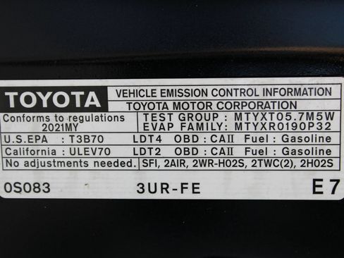 Used 2021 Toyota Tundra SR5 AWD/4WD image 27