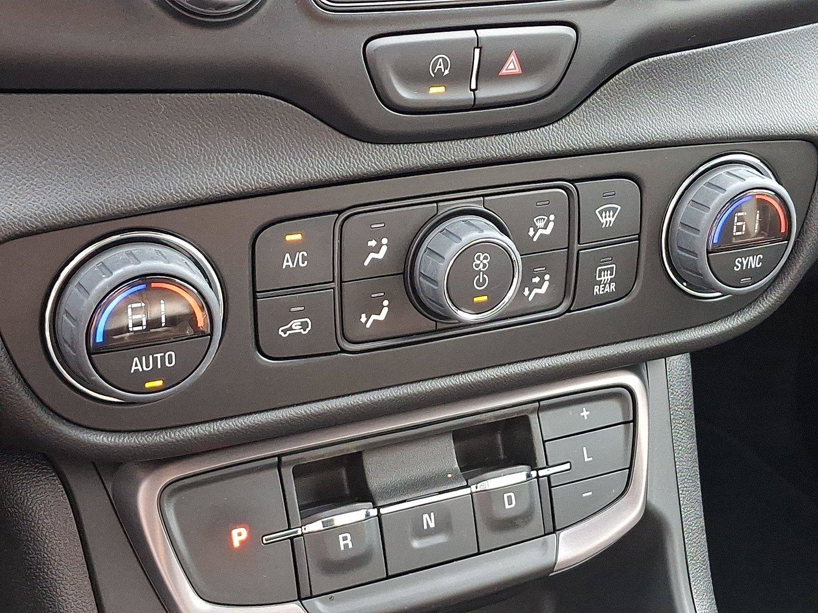 Used 2023 GMC Terrain AT4 AWD/4WD image 16