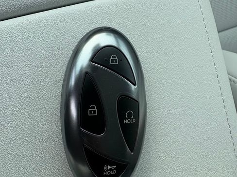 New 2026 Hyundai Santa Fe SE FWD image 18
