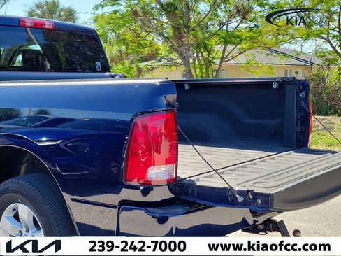 Used 2019 RAM 1500 Express AWD/4WD image 10