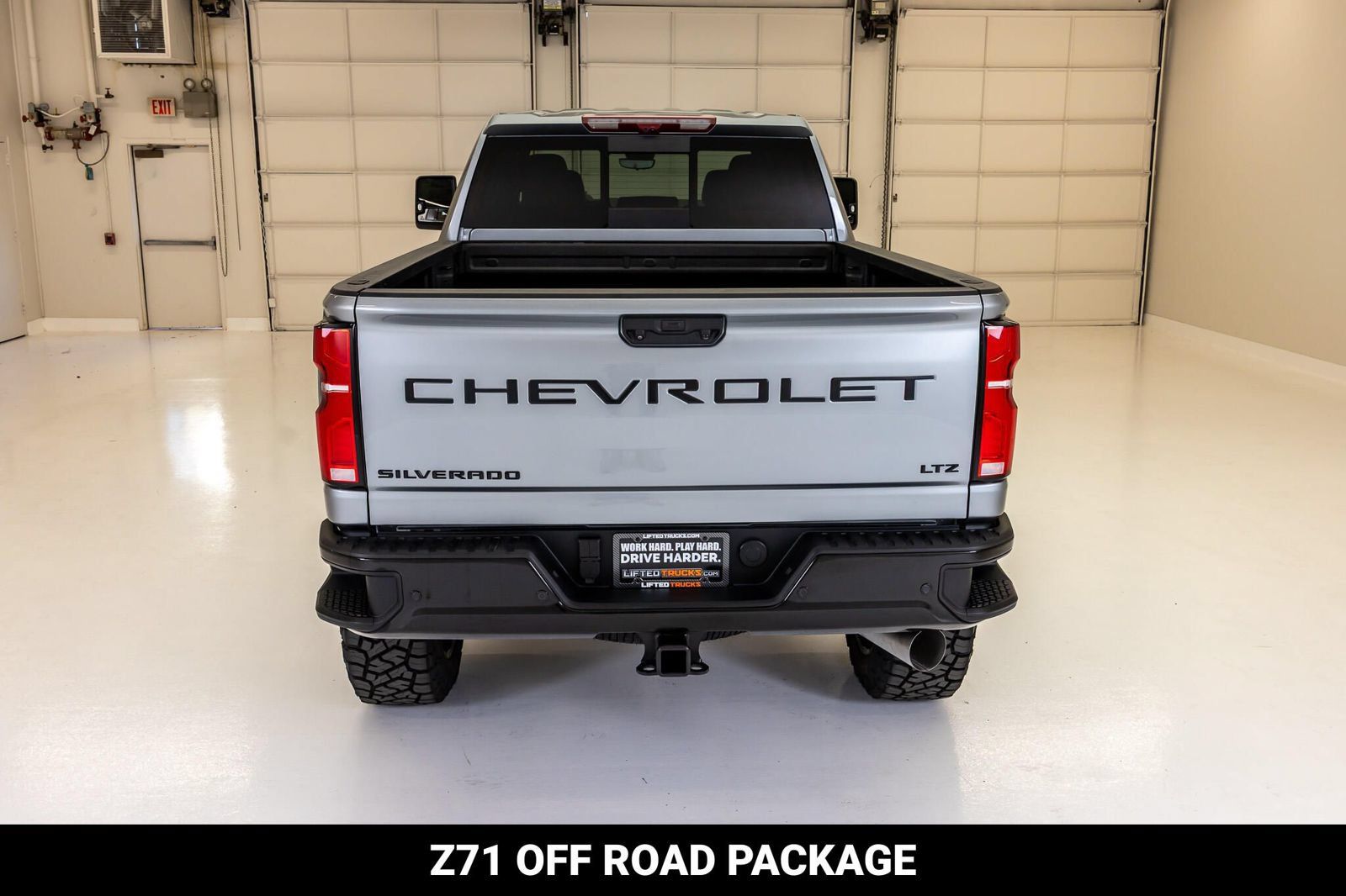 Used 2026 Chevrolet Silverado 2500 LTZ w/ LTZ Plus Package AWD/4WD image 8
