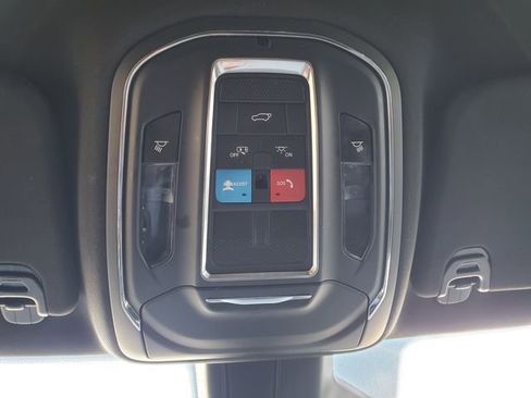 Used 2024 Jeep Wagoneer Series III image 38