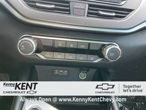 Used 2024 Nissan Altima 2.5 SR image 24