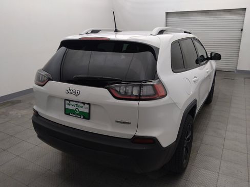 Used 2020 Jeep Cherokee Latitude FWD image 7