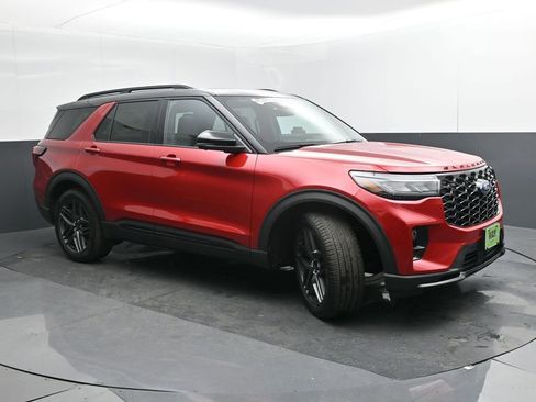 New 2026 Ford Explorer ST w/ Sun And Sound Package image 8