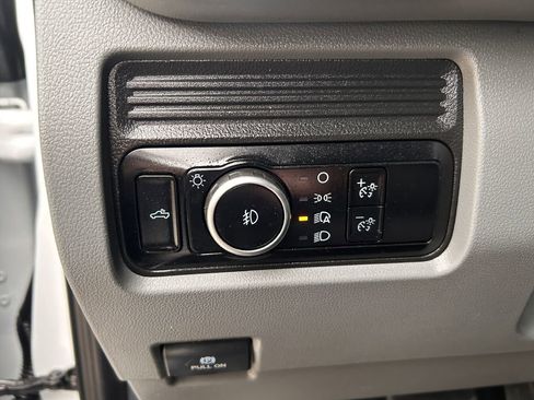 Used 2023 Ford F250 XL w/ STX Appearance Package image 4