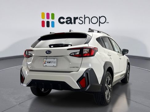 Used 2024 Subaru Crosstrek 2.0i Premium AWD/4WD image 5