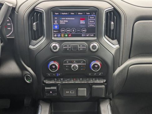 Used 2023 GMC Sierra 3500 AT4 w/ Gooseneck/5TH Wheel Package image 18