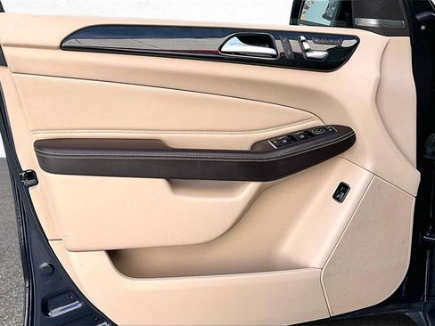 Used 2017 Mercedes-Benz GLE 350 4MATIC image 18