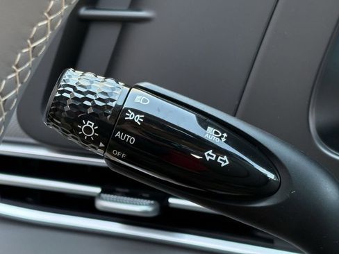 New 2025 Hyundai Elantra Sport image 19