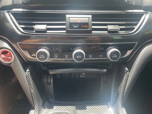 Used 2018 Honda Accord Sport image 26