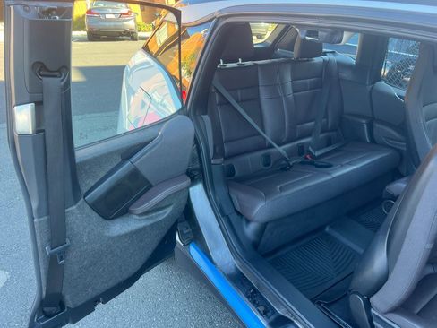 Used 2021 BMW i3 image 43
