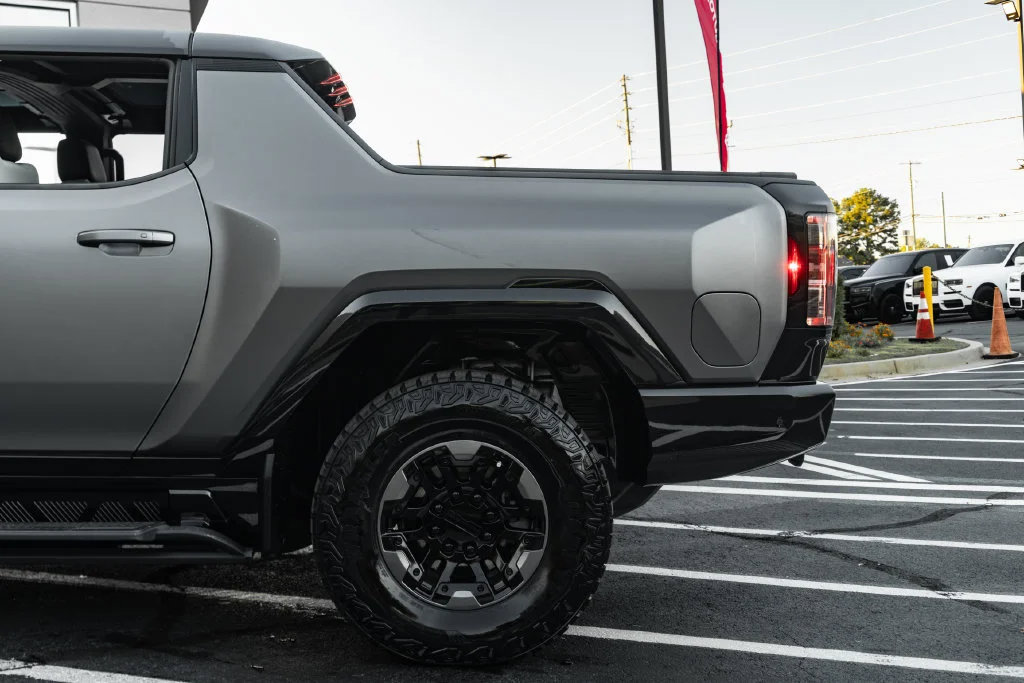 Used 2022 GMC Hummer EV Edition 1 w/ LPO, Illumination Package AWD/4WD image 17