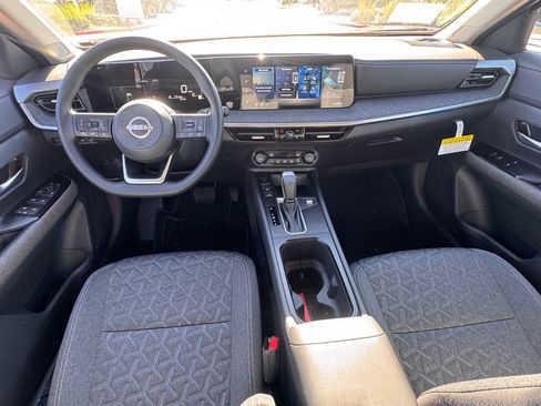New 2026 Nissan Kicks SV image 12