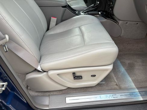 Used 2006 GMC Envoy SLE RWD image 18