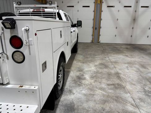 Used 2019 Chevrolet Silverado 2500 W/T w/ WT Convenience Package AWD/4WD image 10