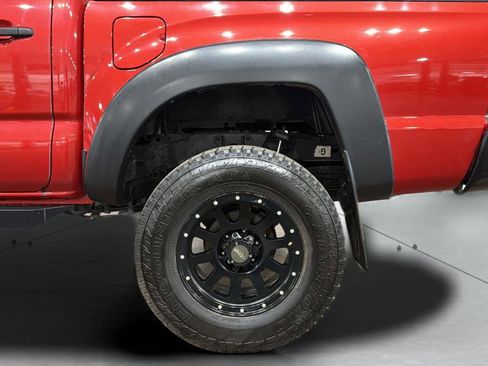 Used 2015 Toyota Tacoma 4x4 Double Cab image 37