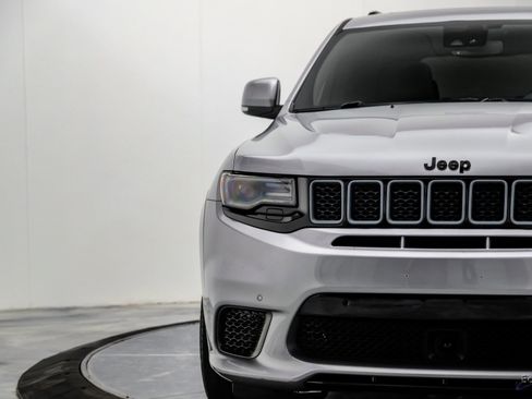 Used 2018 Jeep Grand Cherokee Trackhawk image 29