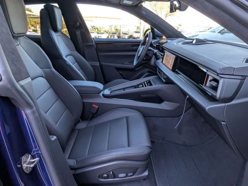 New 2025 Porsche Macan Turbo Electric image 25