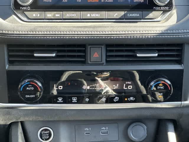 Used 2023 Nissan Rogue SV AWD/4WD image 13