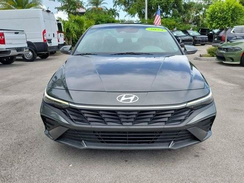 Certified 2024 Hyundai Elantra Blue FWD image 2