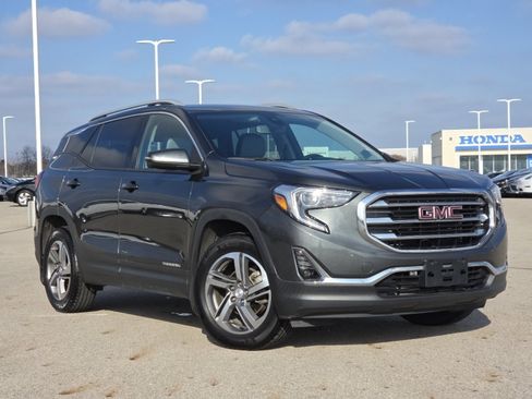 Used 2018 GMC Terrain SLT w/ Preferred Package image 2