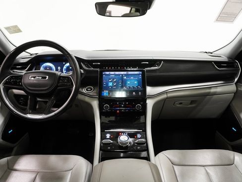 Certified 2022 Jeep Grand Cherokee L Overland w/ MOPAR Finishing Package image 15