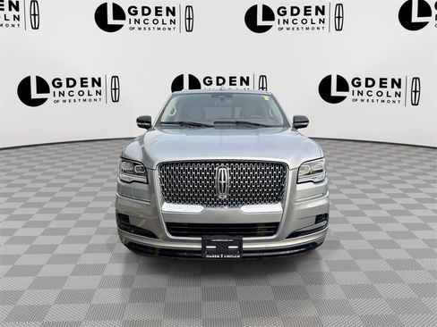 Certified 2023 Lincoln Navigator Reserve image 3