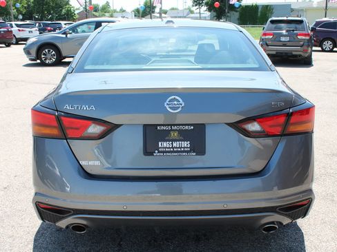 Used 2022 Nissan Altima 2.5 SR FWD image 4