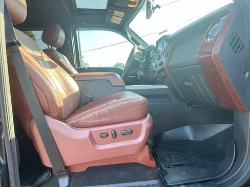 Used 2013 Ford F250 King Ranch w/ FX4 Off Road Pkg AWD/4WD image 26
