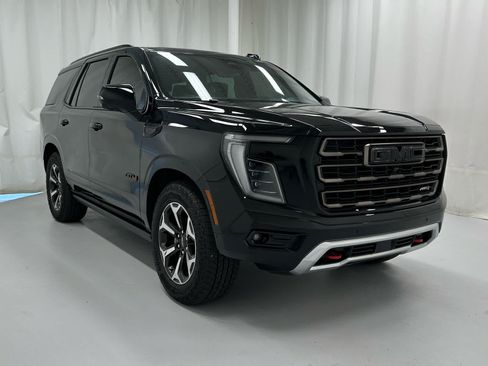 Used 2026 GMC Yukon AT4 Ultimate AWD/4WD image 1